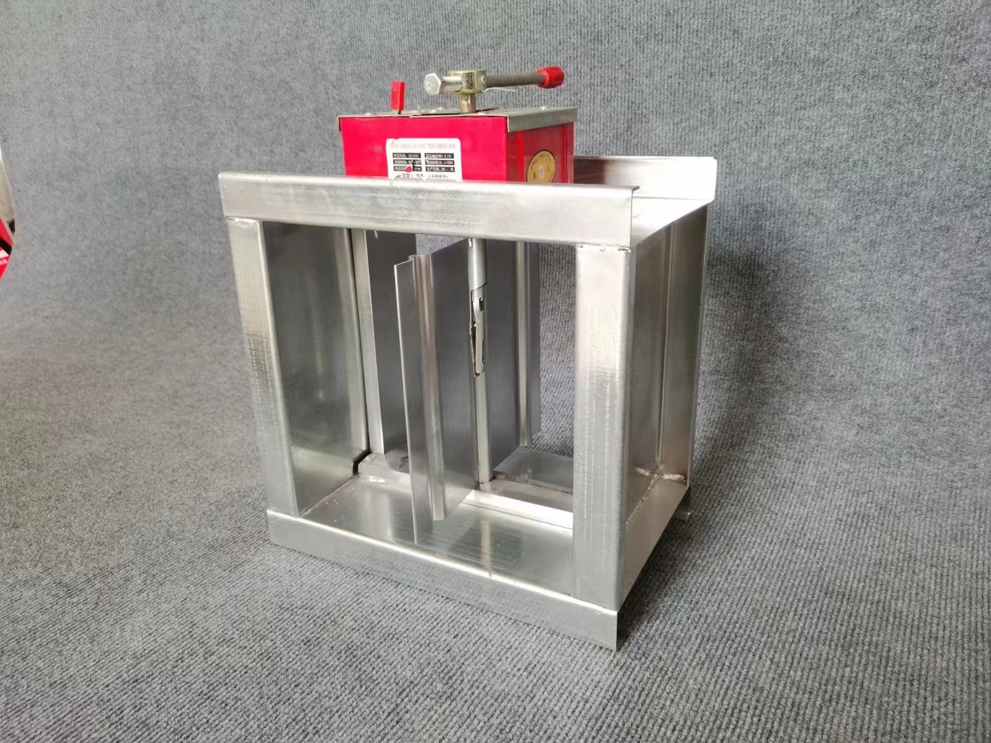 70��防火阀�?80��防火阀技术文�? onmousewheel=